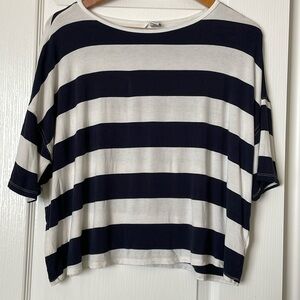 Women’s box Old Navy blouse- navy and white, XS